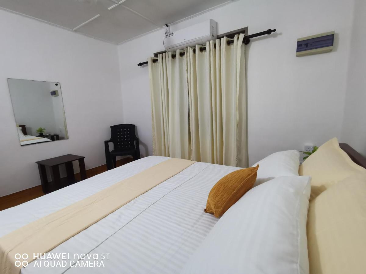 Bee Cottage Negombo Dış mekan fotoğraf